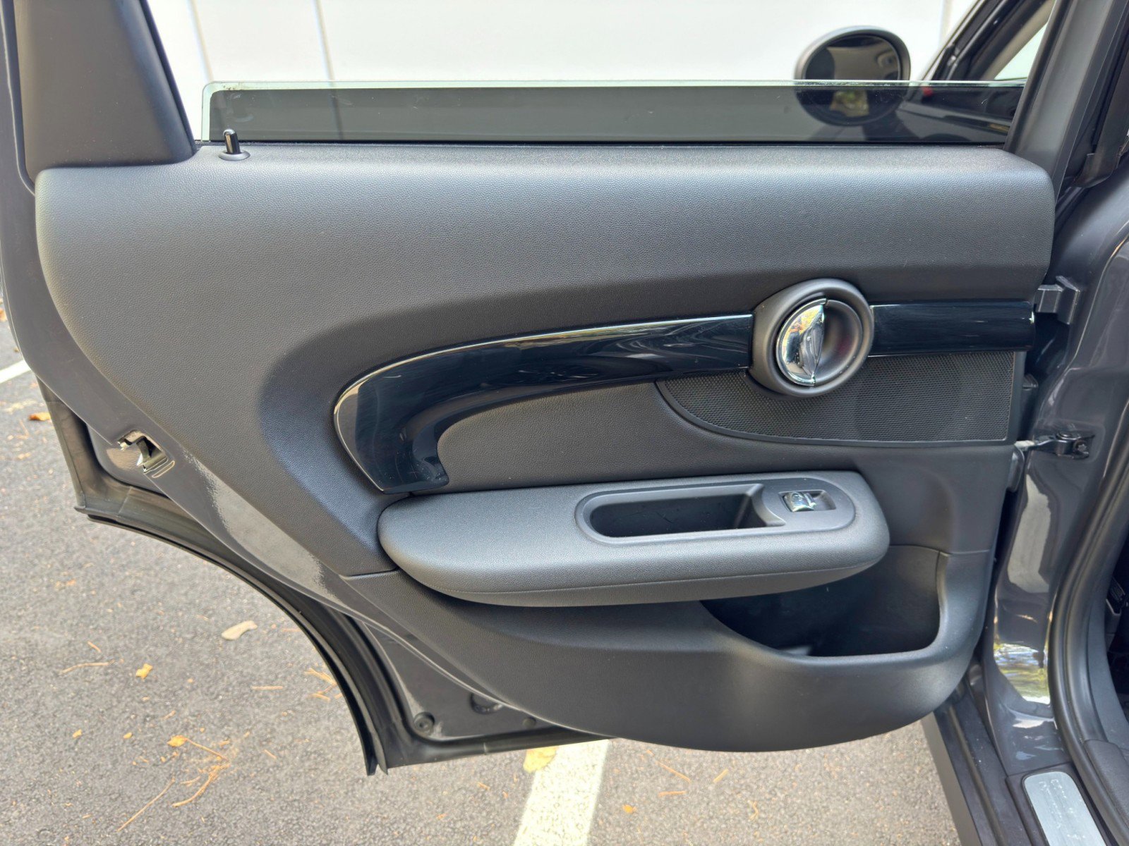 Used 2019 MINI Cooper Clubman S image 39