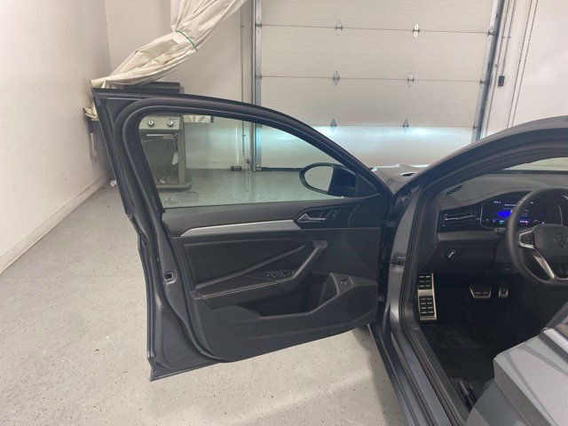Used 2026 Volkswagen Jetta Sport FWD image 22