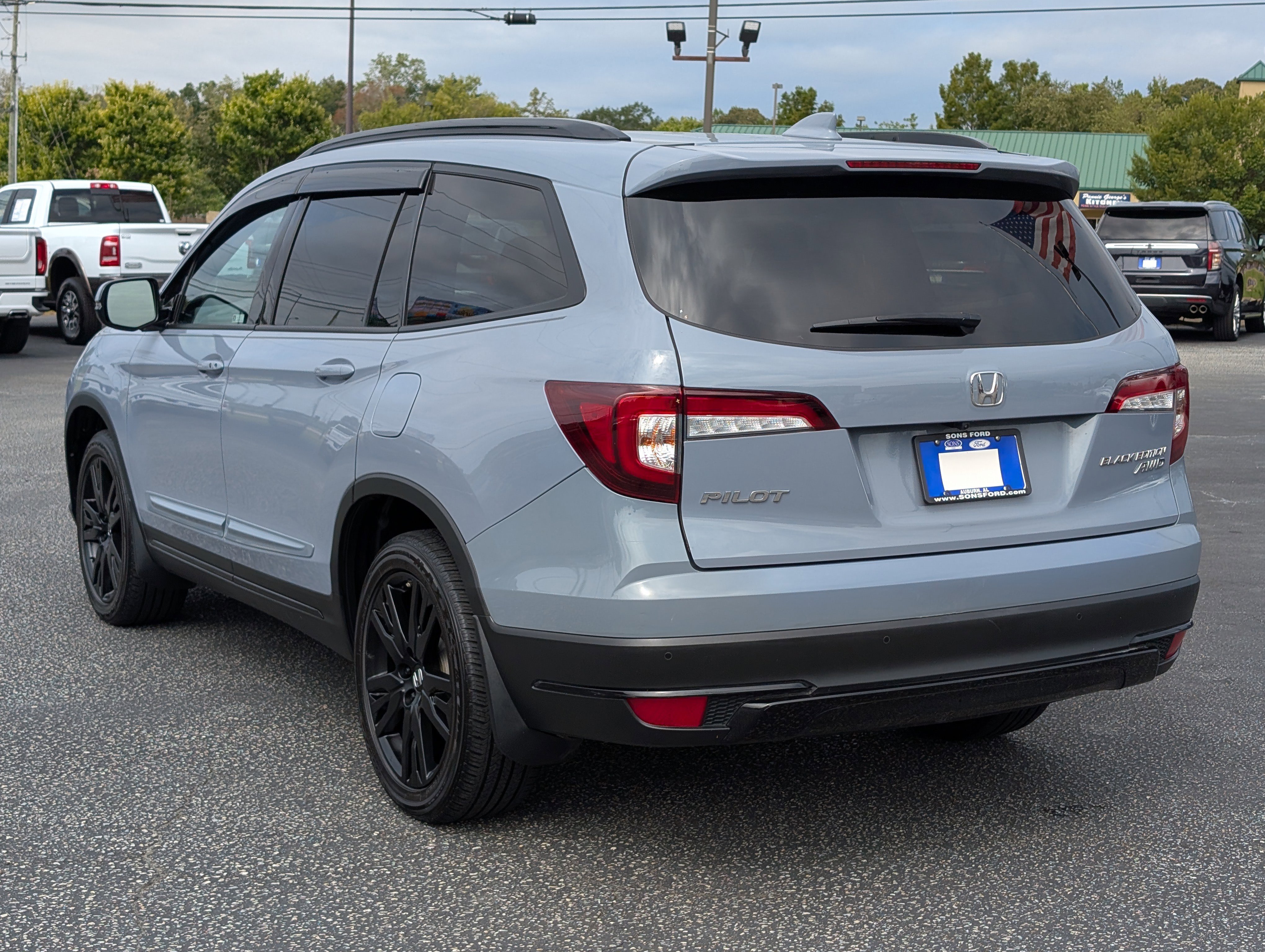 Used 2022 Honda Pilot Black Edition image 23