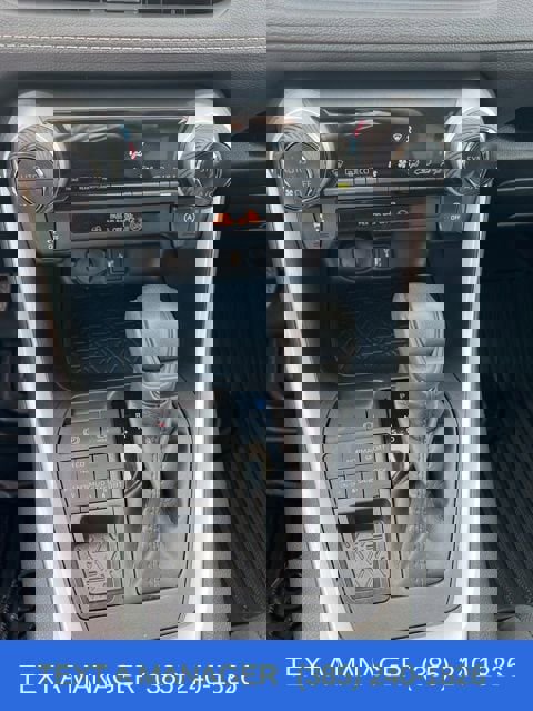 Used 2025 Toyota RAV4 XLE image 24