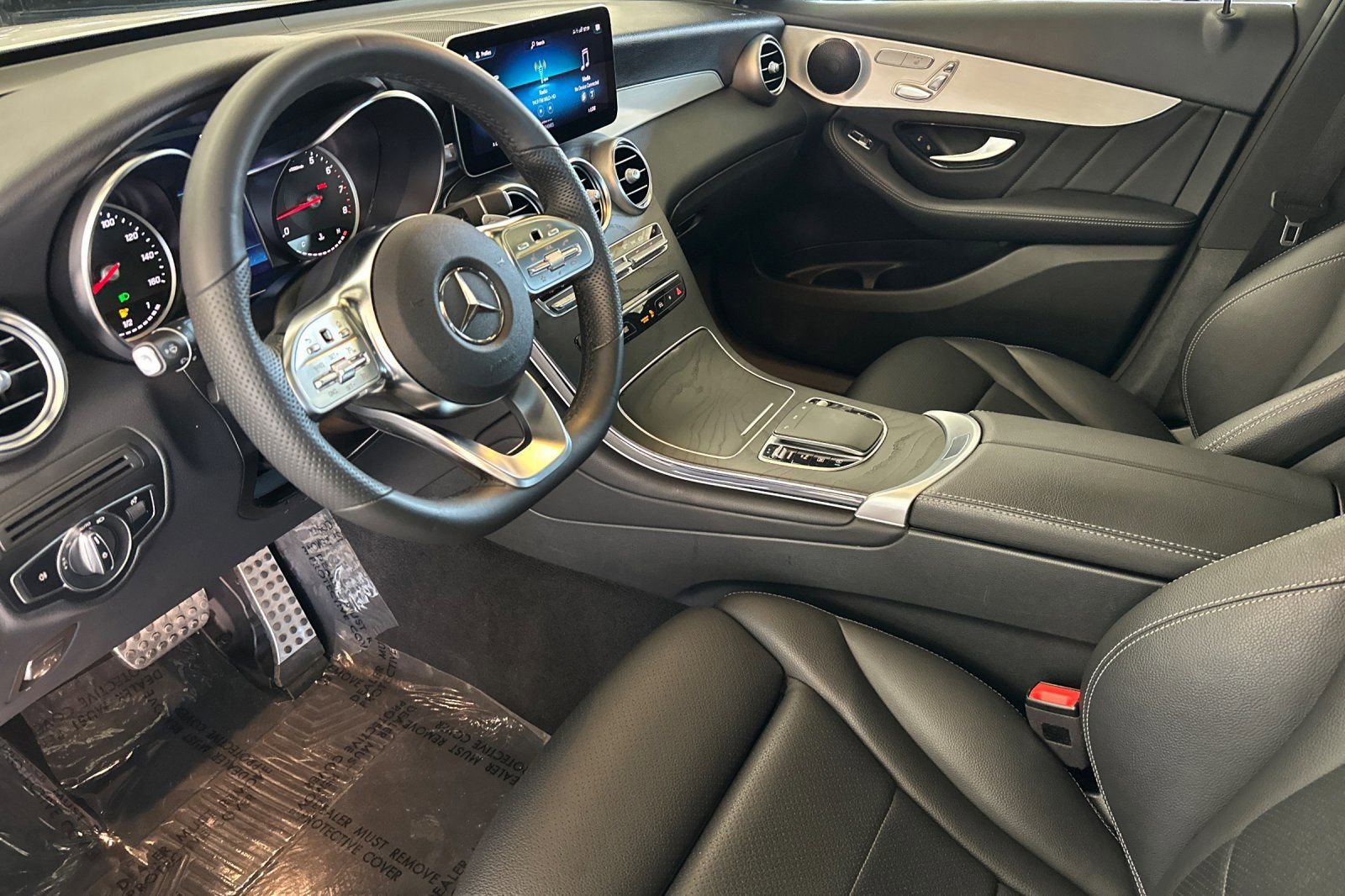 Certified 2021 Mercedes-Benz GLC 300 4MATIC Coupe image 11