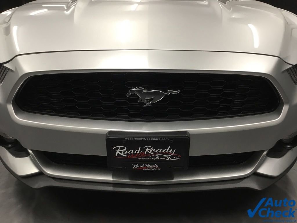 Used 2016 Ford Mustang Premium image 27