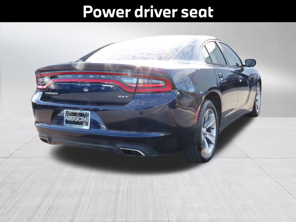 Used 2016 Dodge Charger SXT image 6