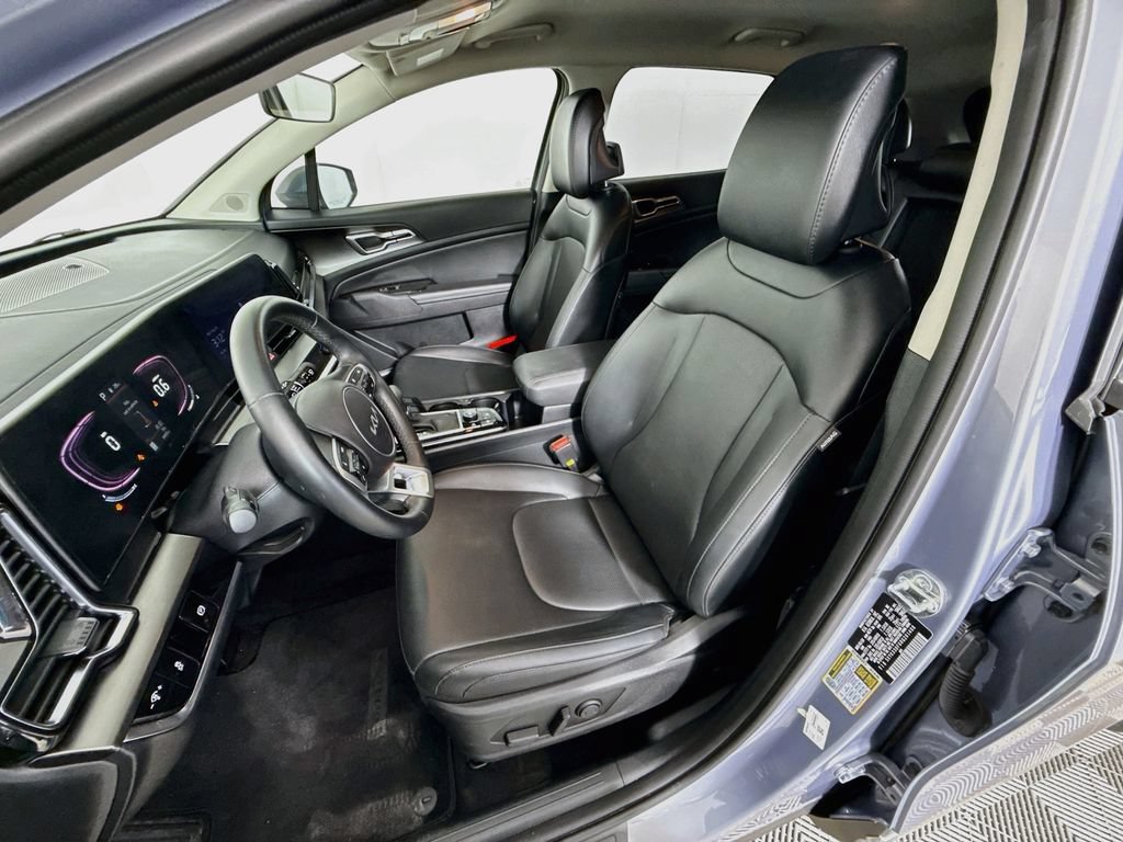 Used 2024 Kia Sportage EX FWD image 22