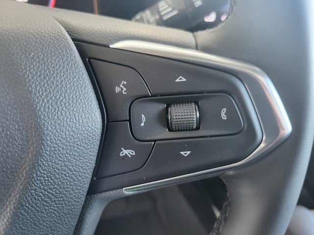 New 2026 Chevrolet Trax LT w/ Sunroof Package FWD image 20