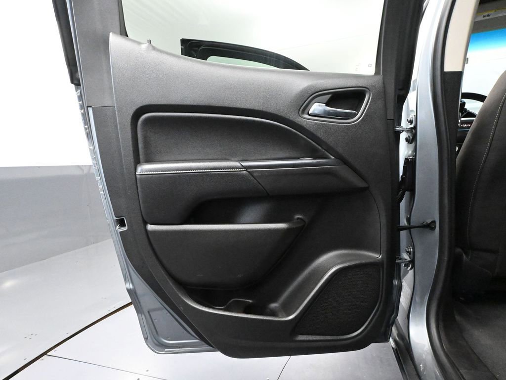 Used 2019 GMC Canyon SLE w/ SLE Convenience Package image 33