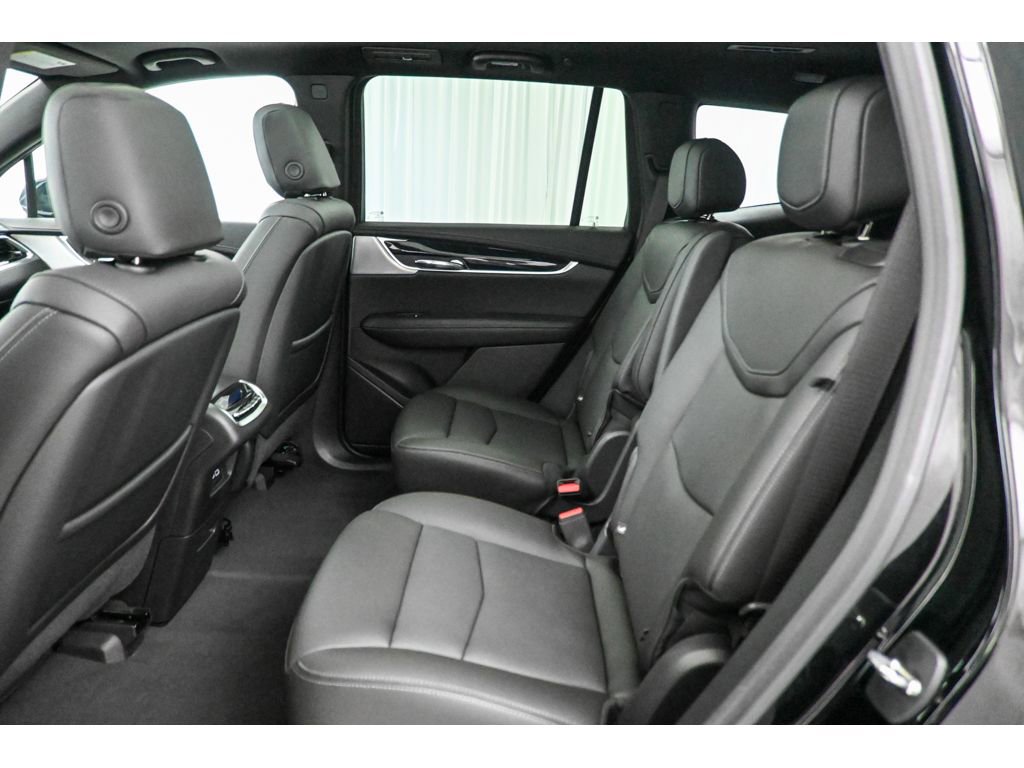 Certified 2023 Cadillac XT6 Premium Luxury w/ Technology Package image 30