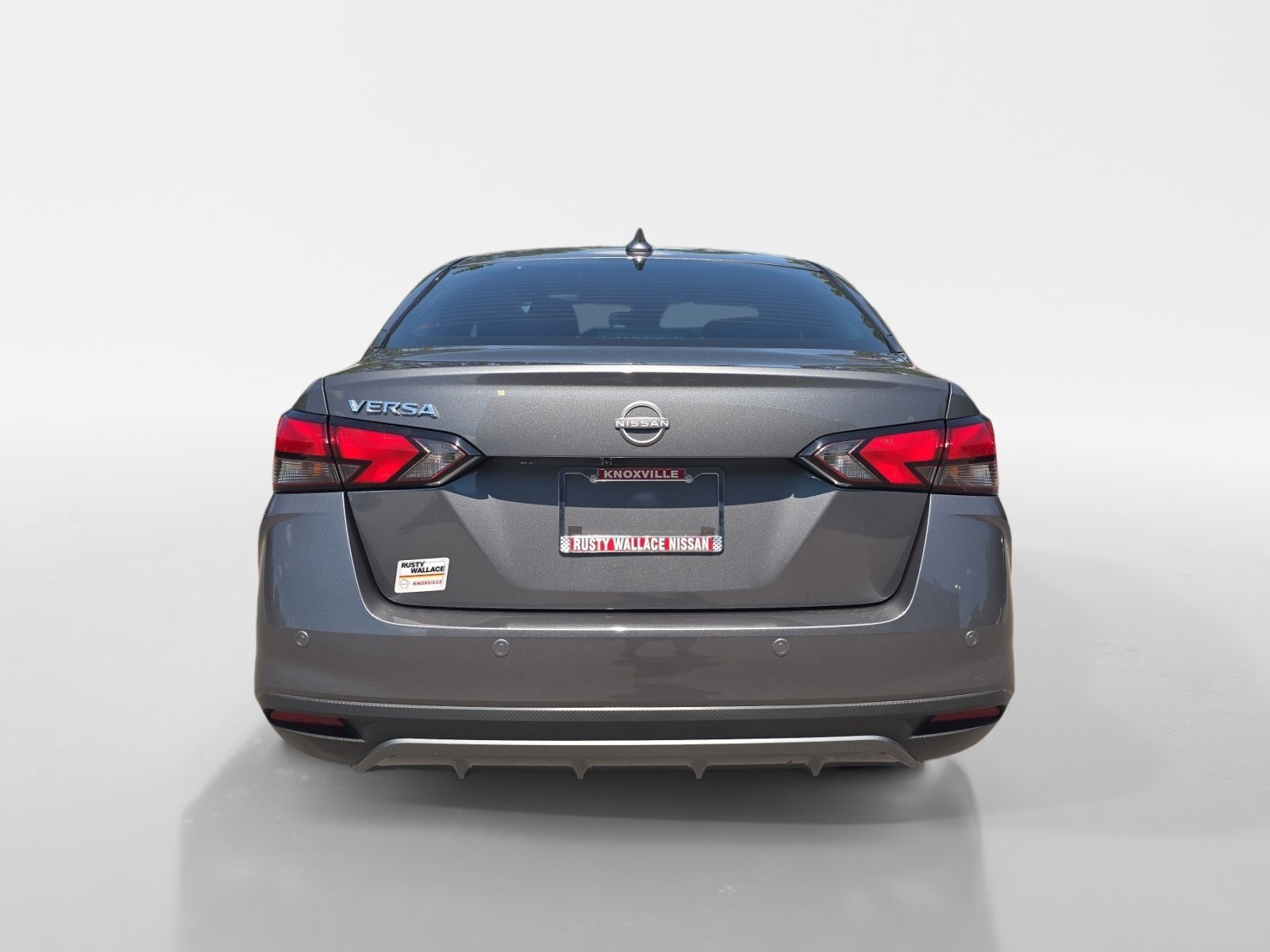 Certified 2025 Nissan Versa SV w/ Trunk Package FWD image 4