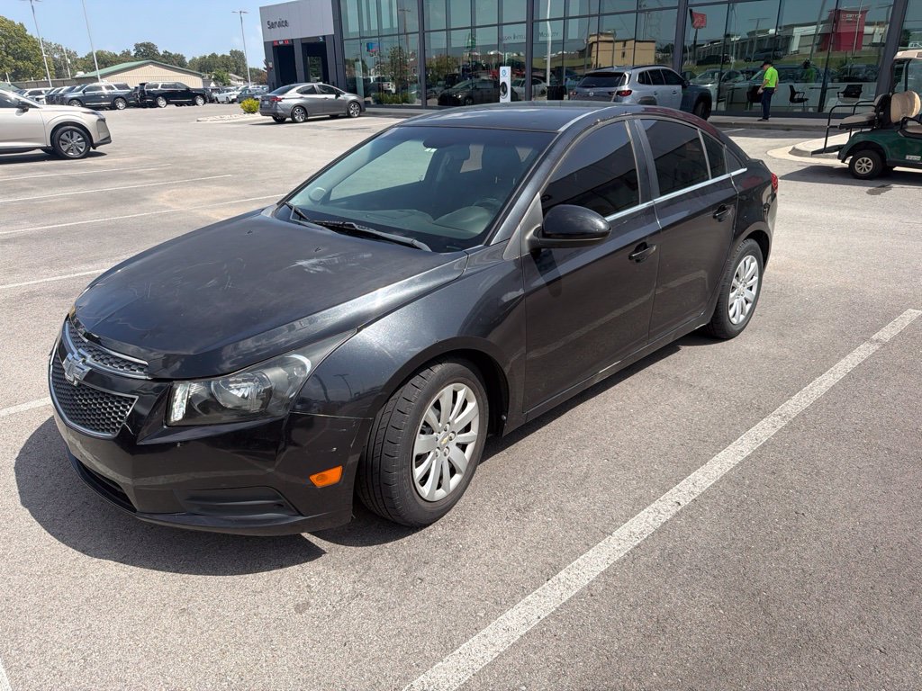 Used 2011 Chevrolet Cruze LT FWD image 1