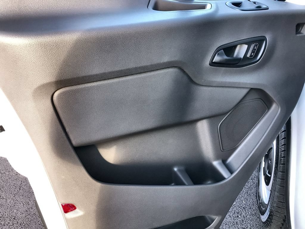 New 2026 Ford Transit 250 148 Medium Roof RWD image 13