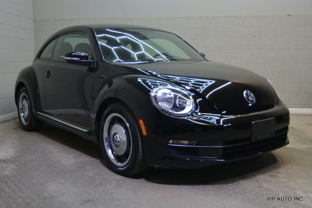 Used 2012 Volkswagen Beetle 2.5 FWD video 1