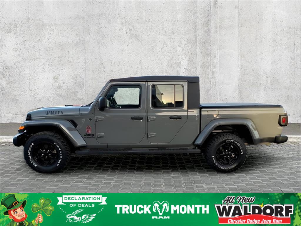 Used 2022 Jeep Gladiator Willys image 4