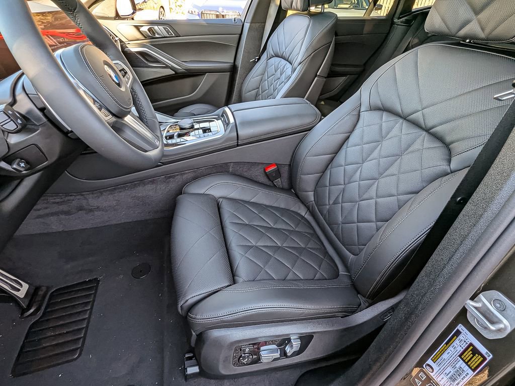New 2026 BMW X6 xDrive40i image 12