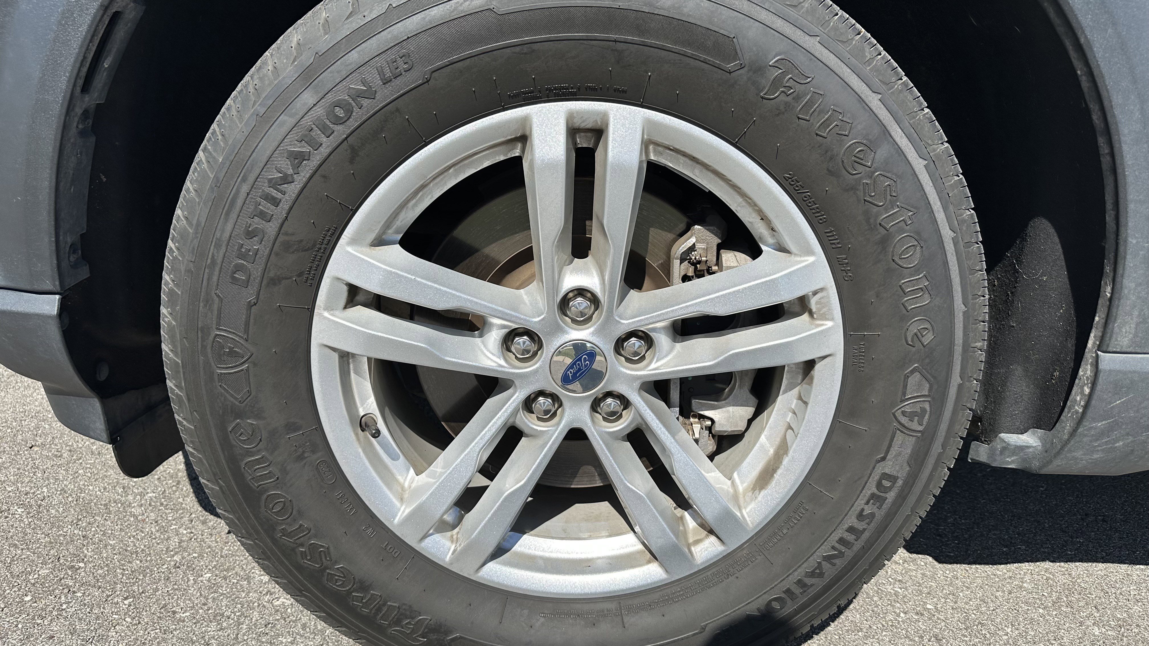 Used 2022 Ford Explorer XLT w/ Equipment Group 202A image 12