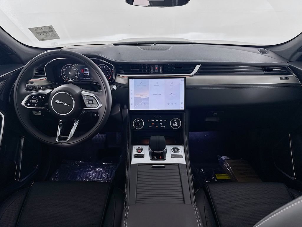 New 2026 Jaguar F-PACE R-Dynamic S image 22
