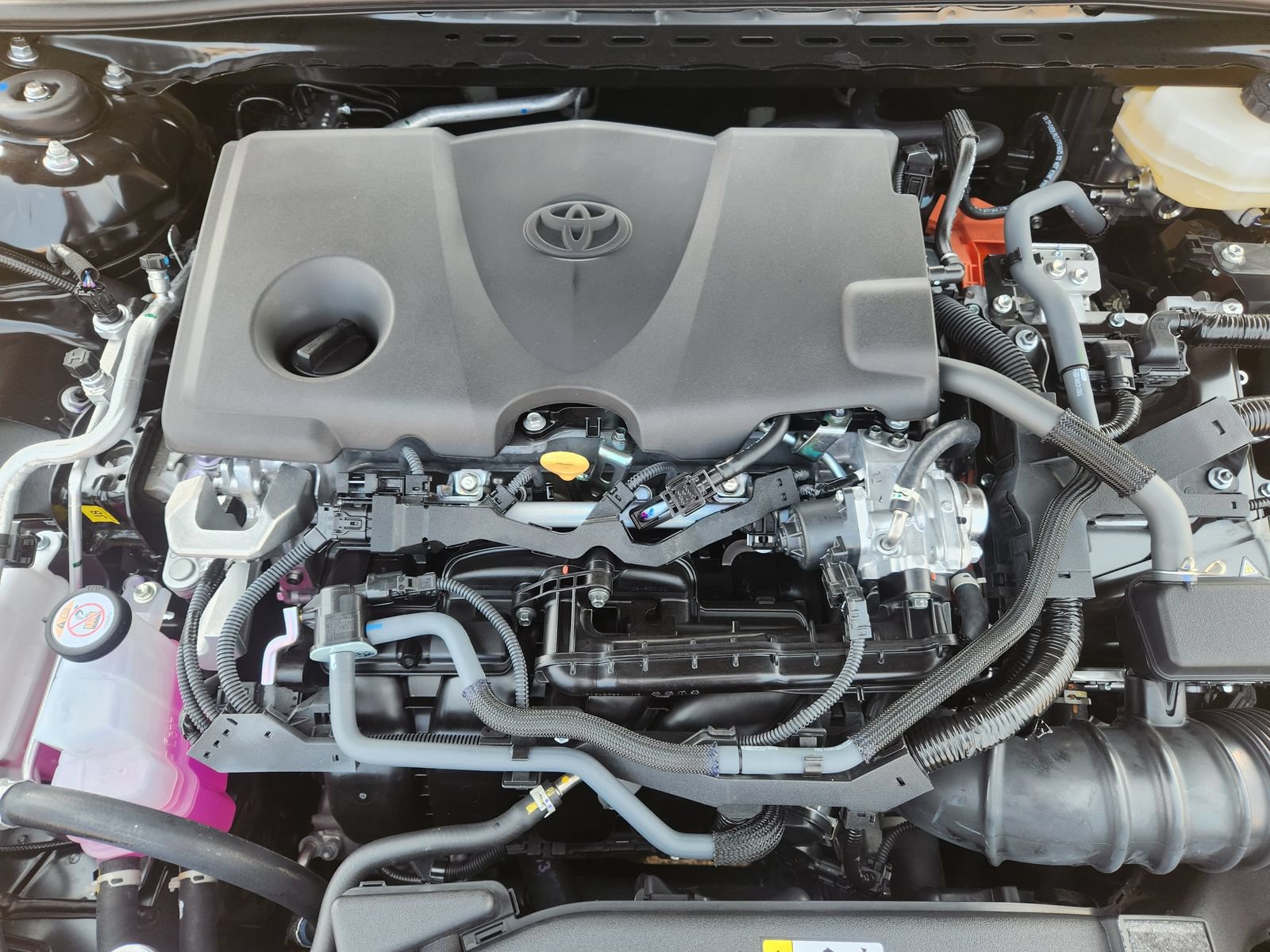 New 2026 Toyota Camry XSE FWD image 25