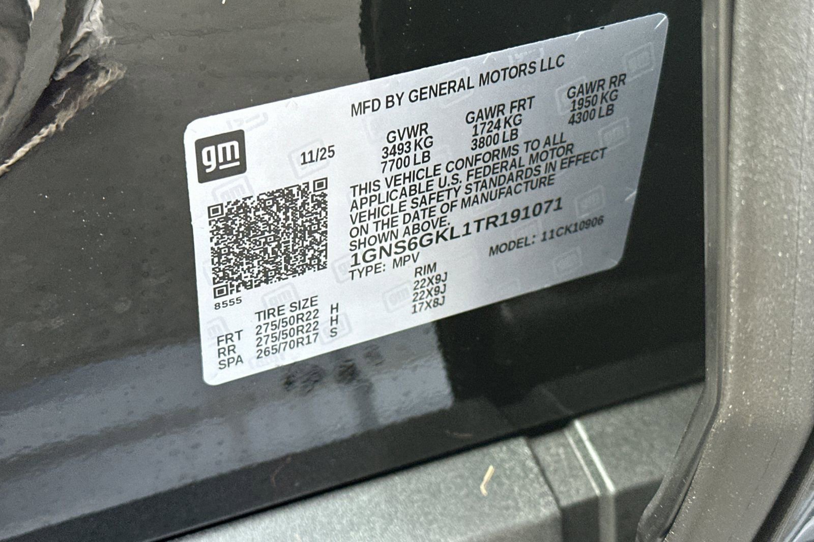 New 2026 Chevrolet Suburban High Country image 34