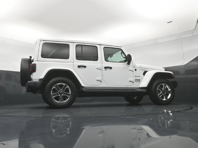 Used 2020 Jeep Wrangler Unlimited Sahara AWD/4WD image 24