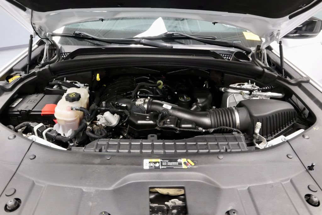 Used 2023 Jeep Grand Cherokee Altitude AWD/4WD image 17