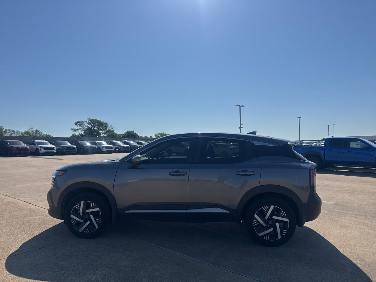 Certified 2025 Nissan Kicks SV w/ Charging Package FWD image 14