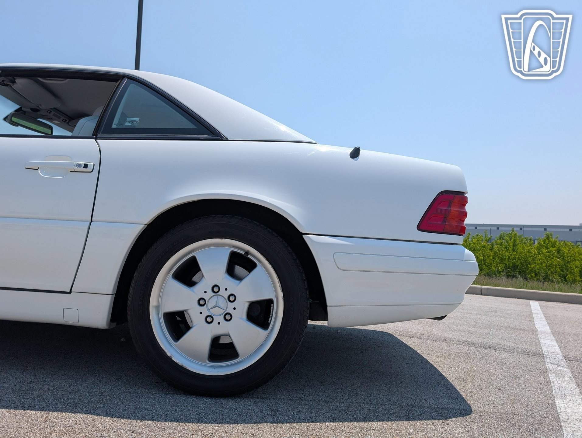 Used 2000 Mercedes-Benz SL 500 image 34