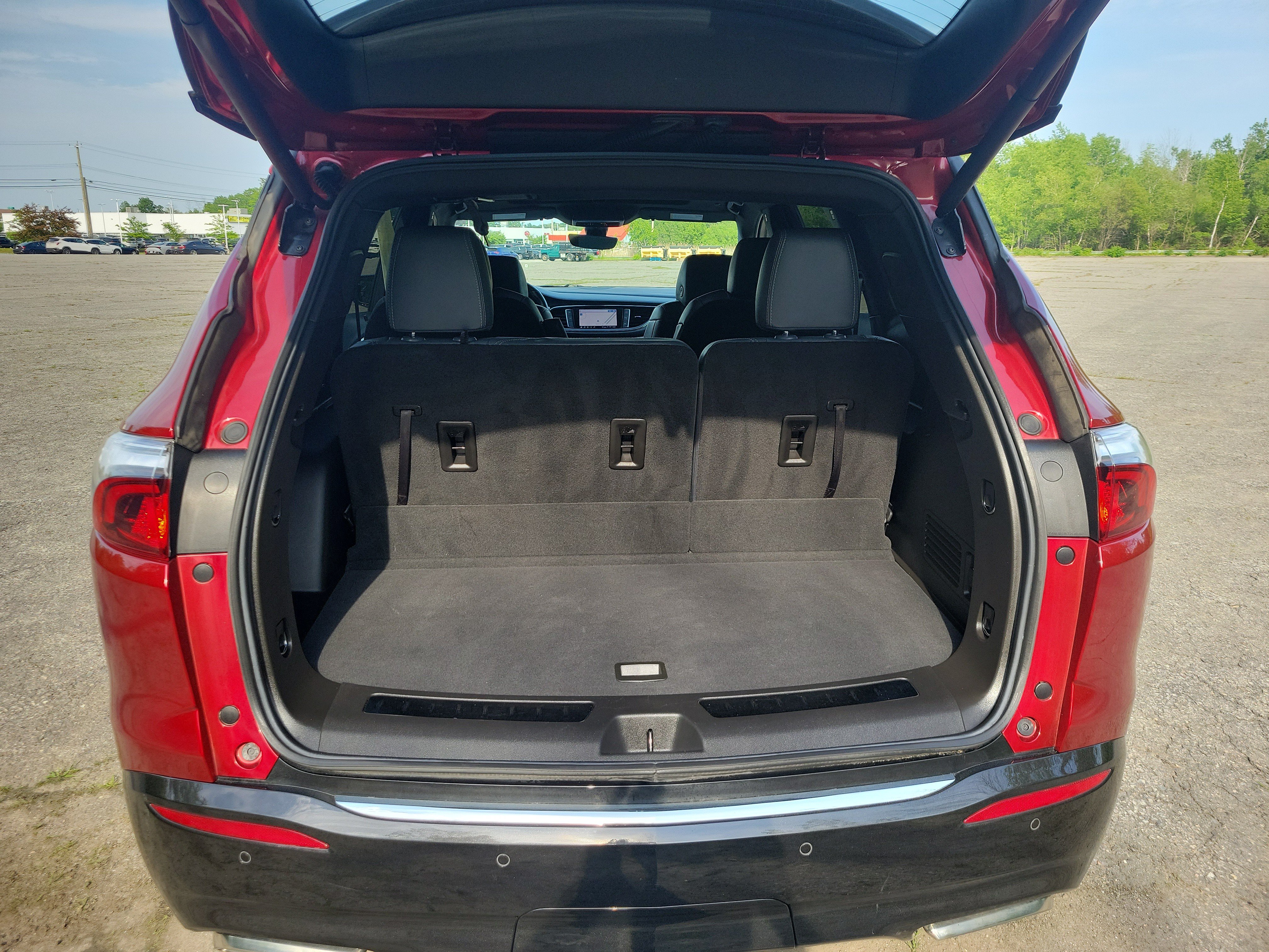 Used 2023 Buick Enclave Premium w/ Experience Buick Package AWD/4WD image 18