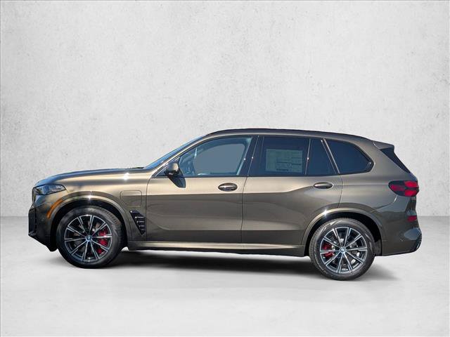 New 2026 BMW X5 xDrive50e w/ M Sport Package AWD/4WD image 8