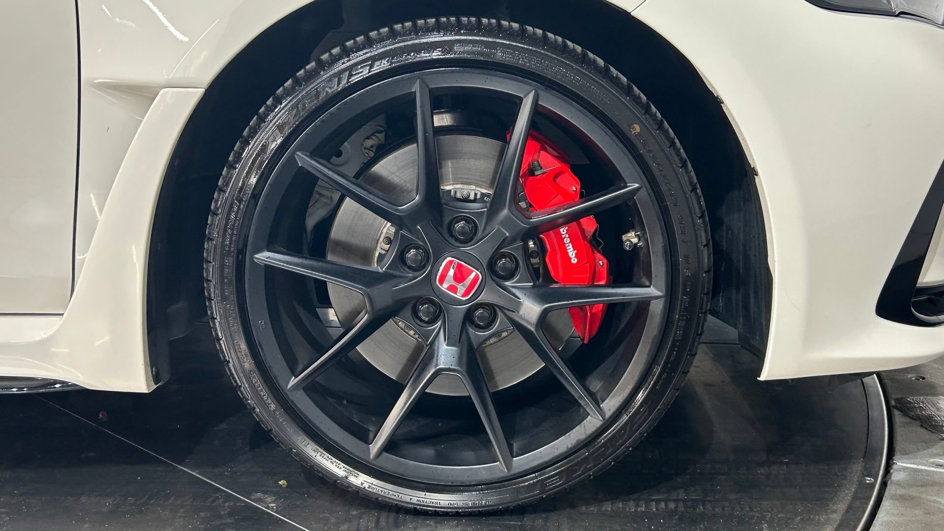 Used 2025 Honda Civic Type R image 21