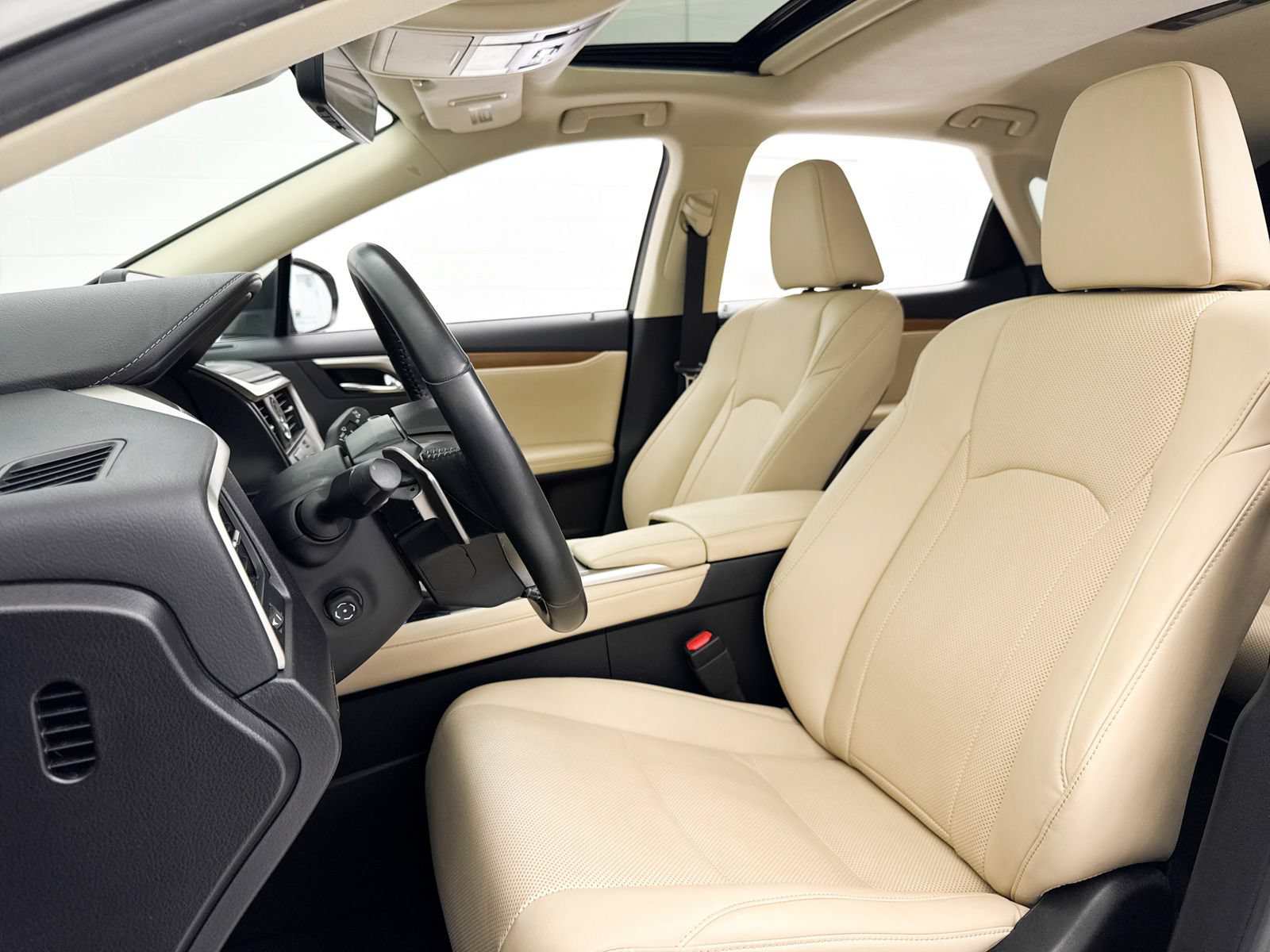 Used 2022 Lexus RX 350 FWD w/ Premium Package image 18