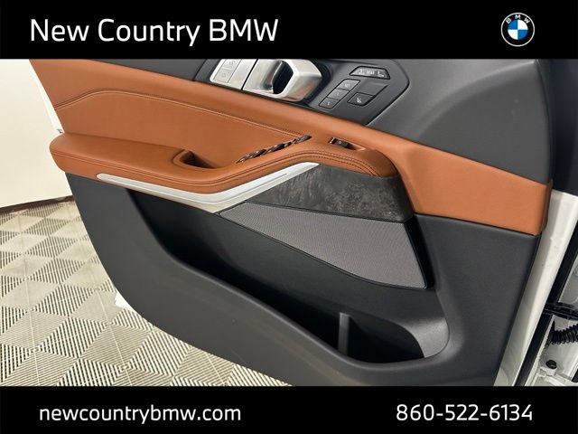 New 2027 BMW X7 xDrive40i w/ M Sport Package AWD/4WD image 24