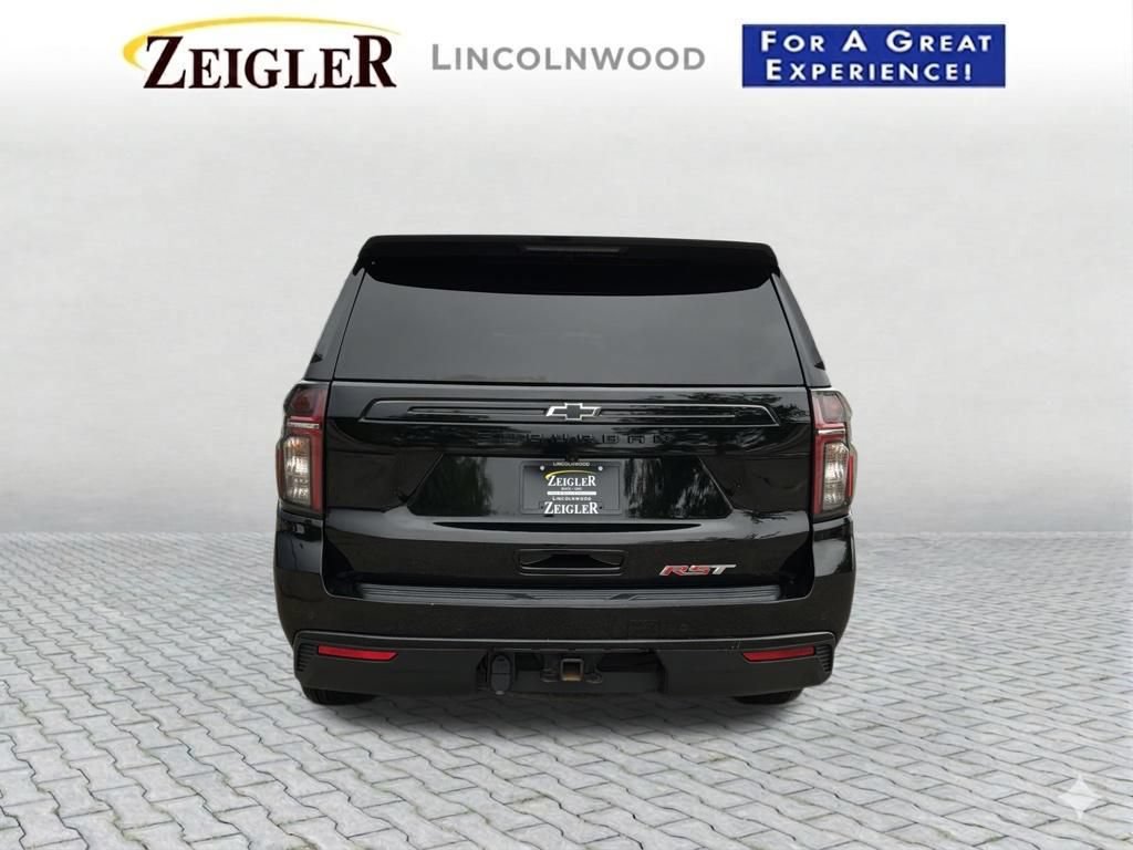 Used 2023 Chevrolet Suburban RST AWD/4WD image 5