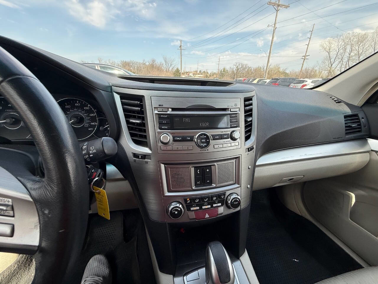 Used 2010 Subaru Outback 2.5i Premium AWD/4WD image 27