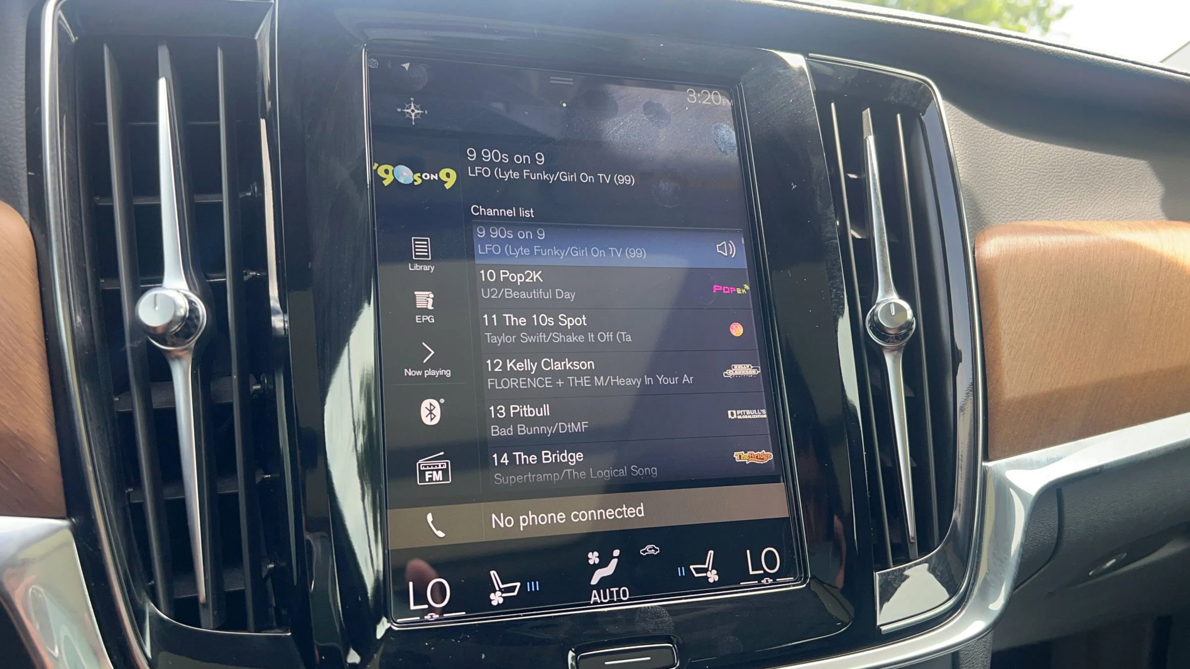 Used 2018 Volvo S90 T6 Inscription w/ Convenience Package AWD/4WD image 13