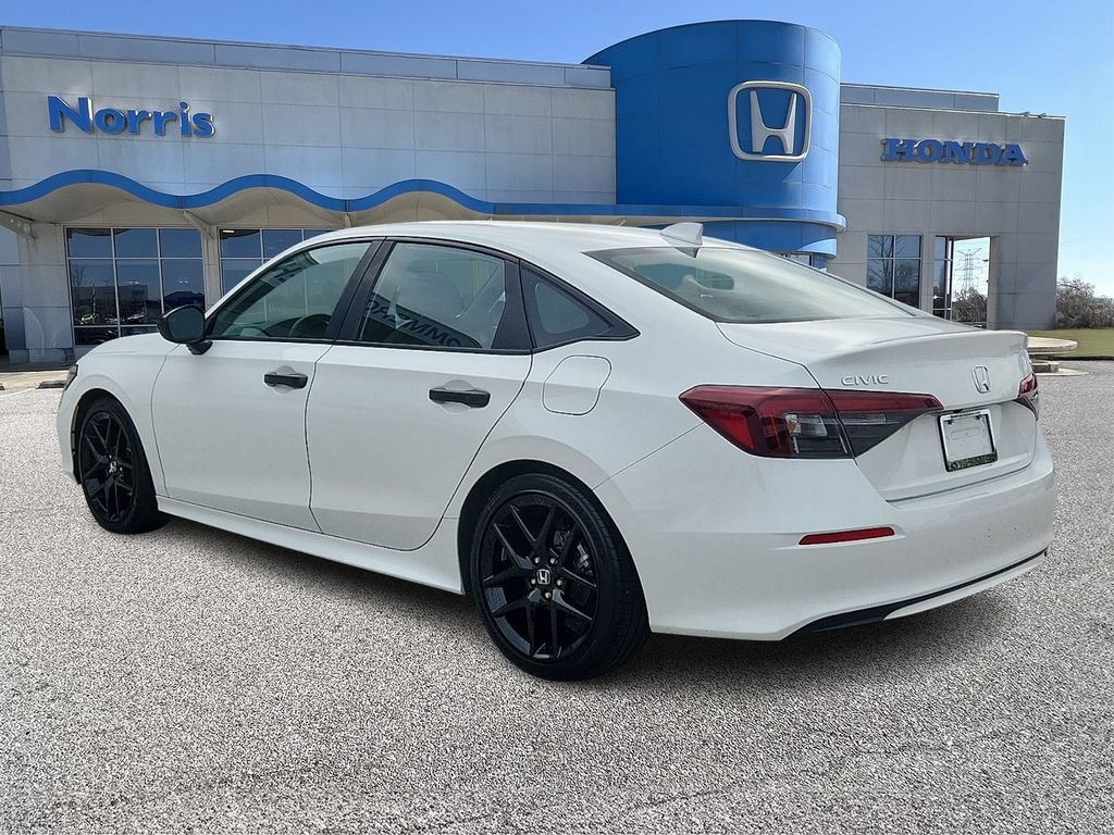 Used 2025 Honda Civic Sport image 3