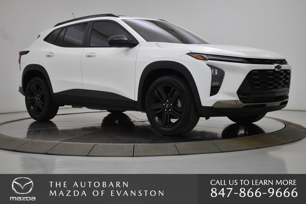 Used 2025 Chevrolet Trax ACTIV w/ Sunroof Package image 11