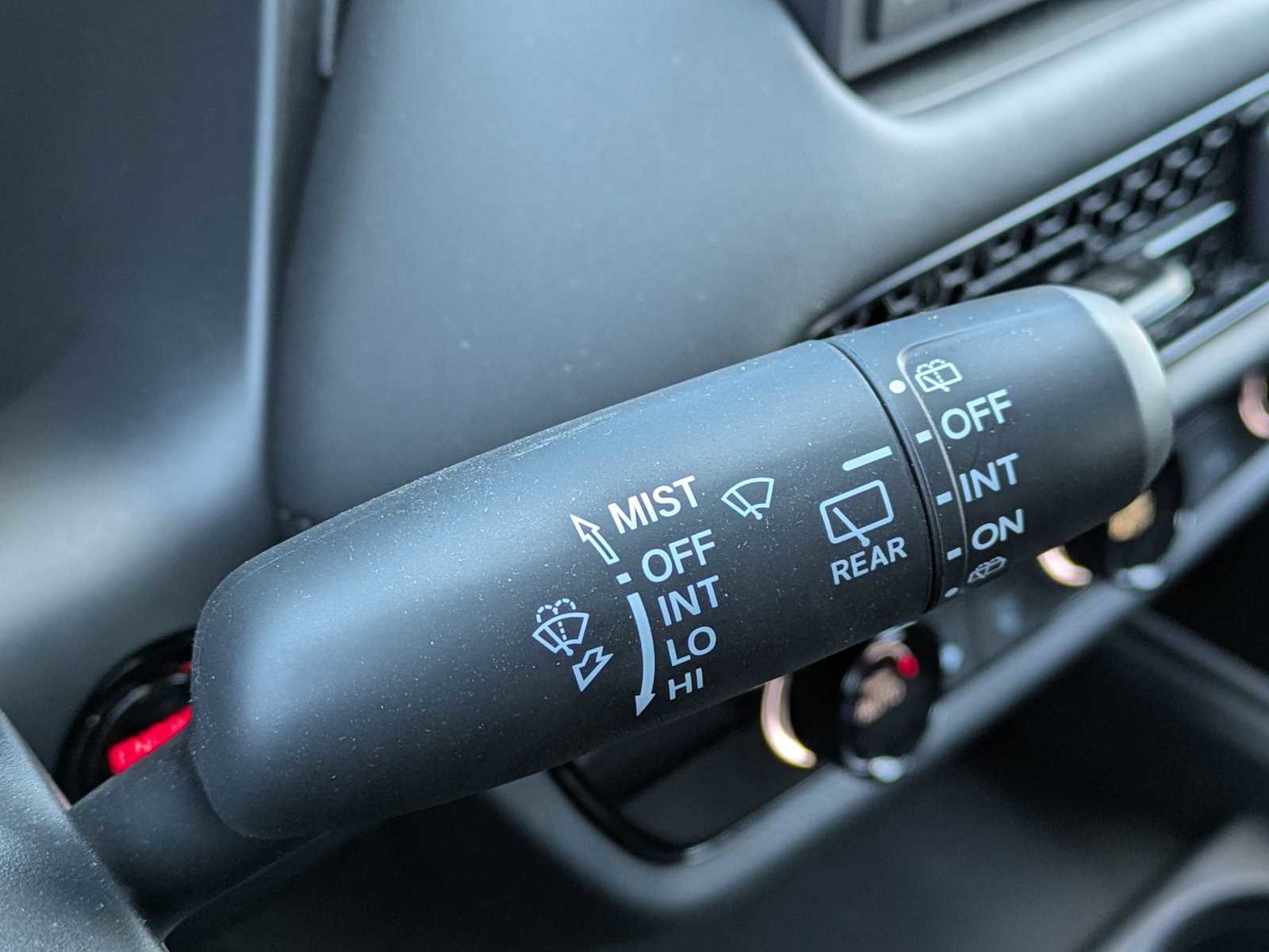 Certified 2025 Honda HR-V LX image 23