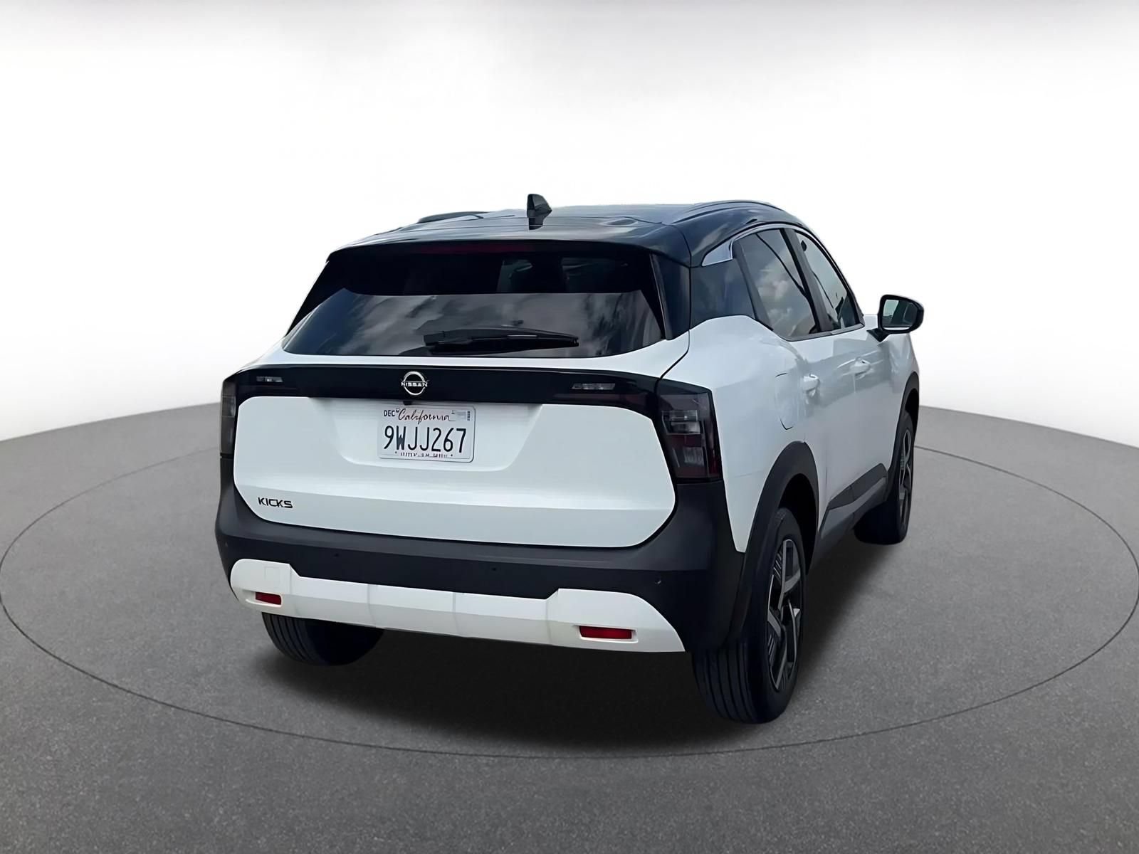 Used 2026 Nissan Kicks SV w/ Cold Weather Package FWD image 13