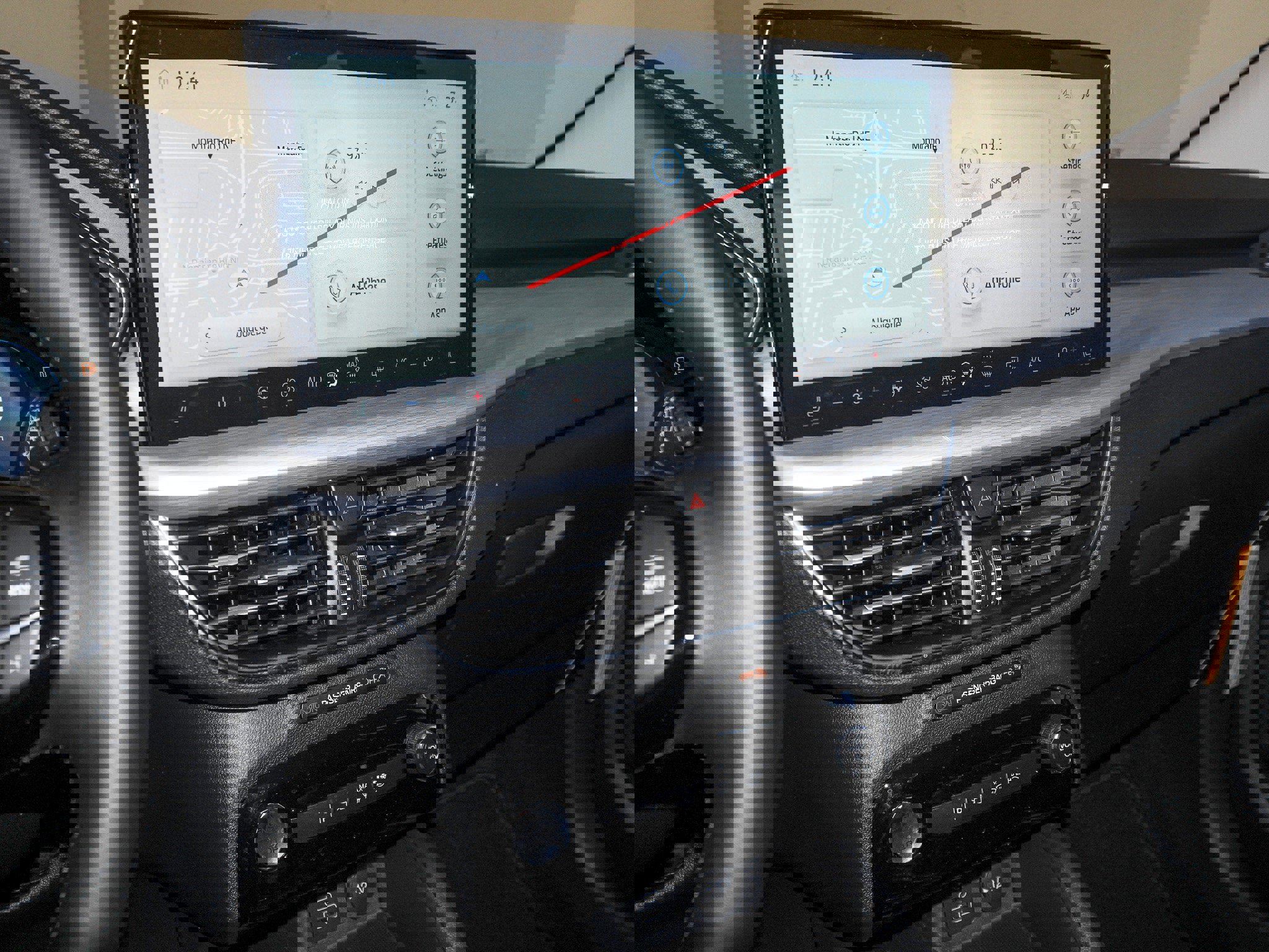 New 2025 Ford Escape SE w/ PHEV Premium Package image 29