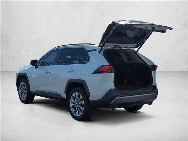 Used 2019 Toyota RAV4 Limited image 9