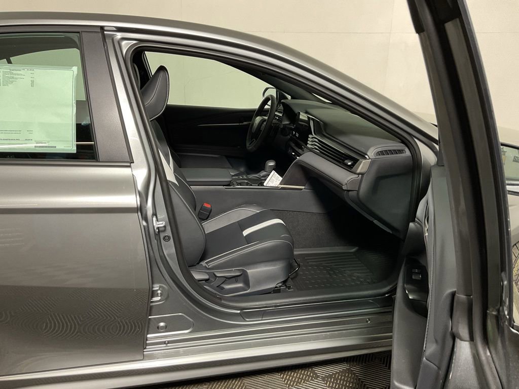 New 2026 Toyota Camry SE FWD image 37