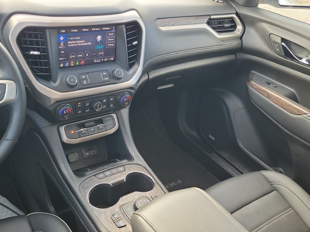 Used 2023 GMC Acadia Denali w/ Denali Ultimate Package AWD/4WD image 38
