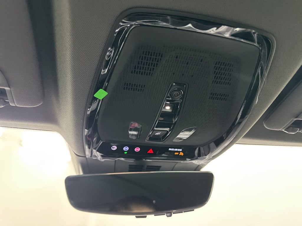 New 2026 Cadillac Optiq Luxury 1 image 42