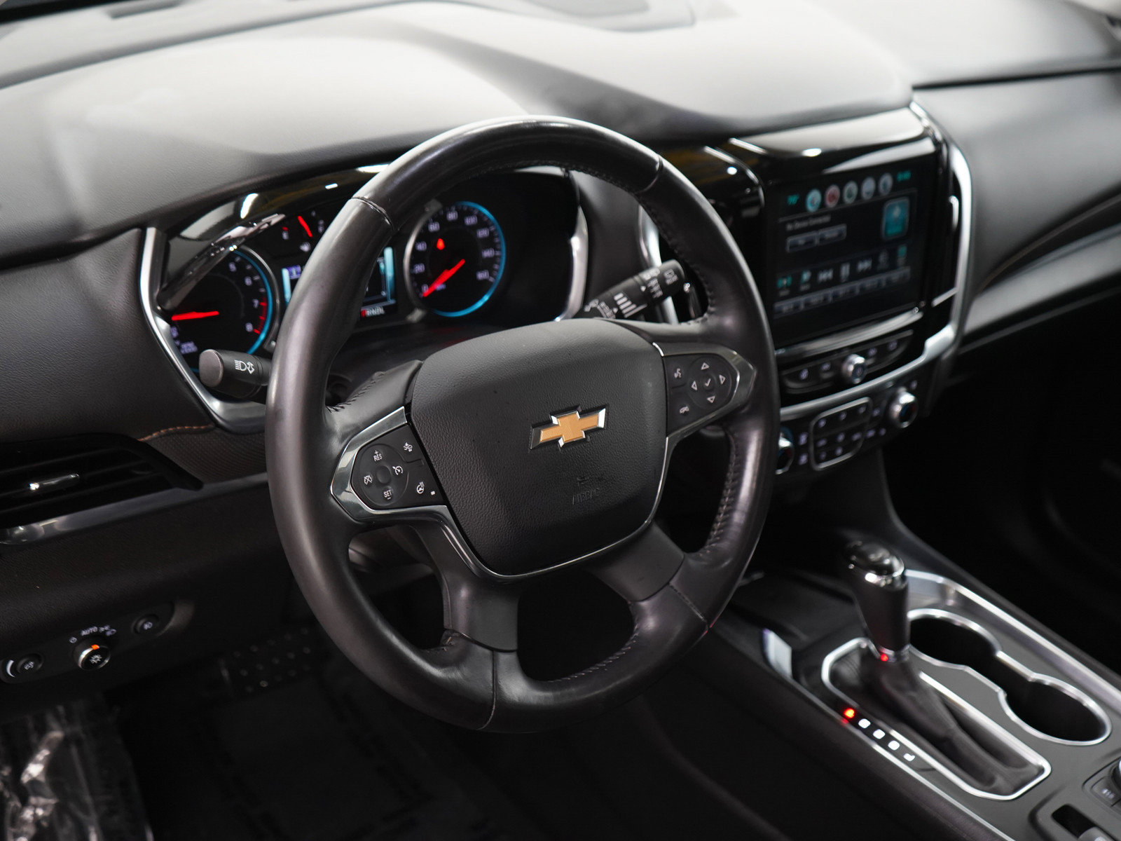 Used 2019 Chevrolet Traverse Premier w/ Redline Edition AWD/4WD image 22