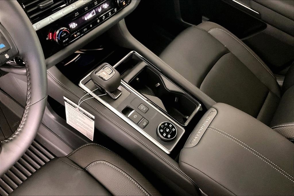 New 2026 Nissan Pathfinder SL AWD/4WD image 12