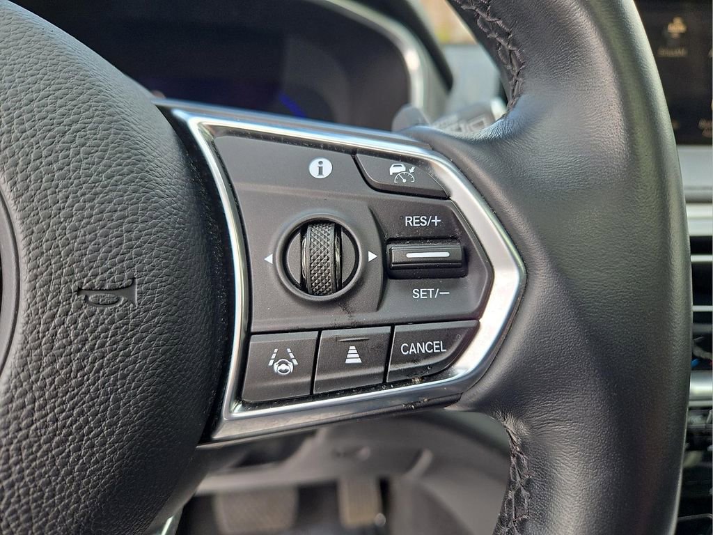 Used 2023 Acura MDX SH-AWD image 22