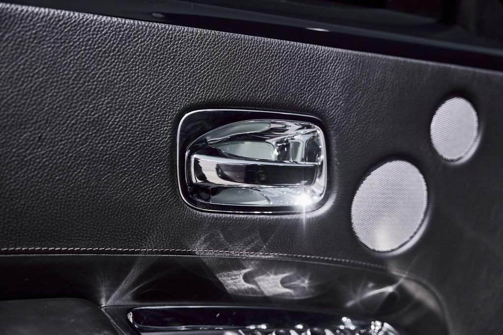 Used 2014 Rolls-Royce Ghost RWD image 36