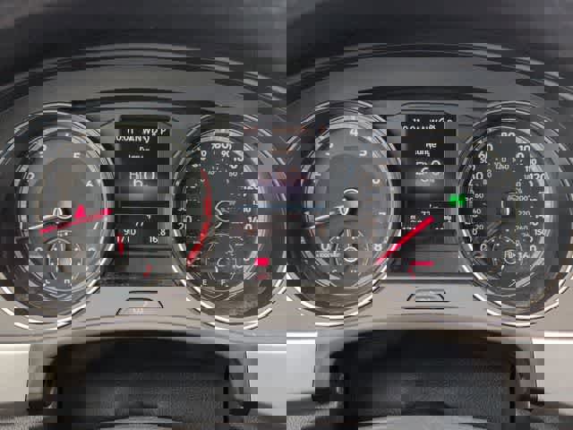 Used 2018 Volkswagen Atlas SE image 32