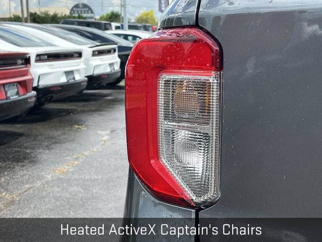 Used 2023 Ford Explorer XLT w/ Equipment Group 202A AWD/4WD image 10