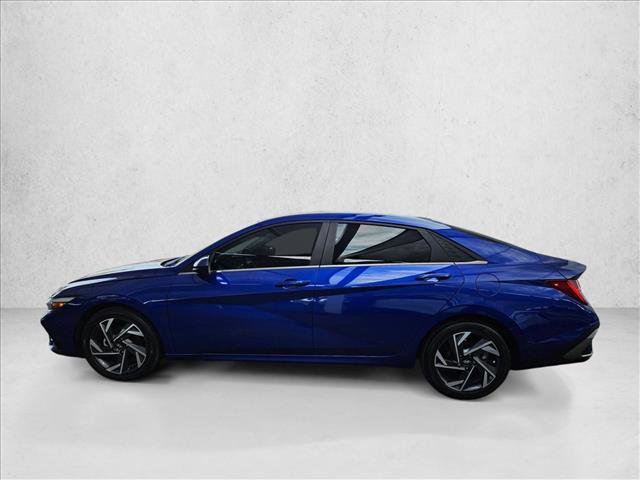 Certified 2025 Hyundai Elantra SEL FWD image 8