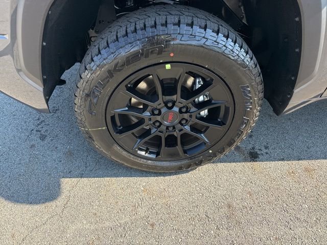 New 2026 Toyota Tundra SR5 AWD/4WD image 9